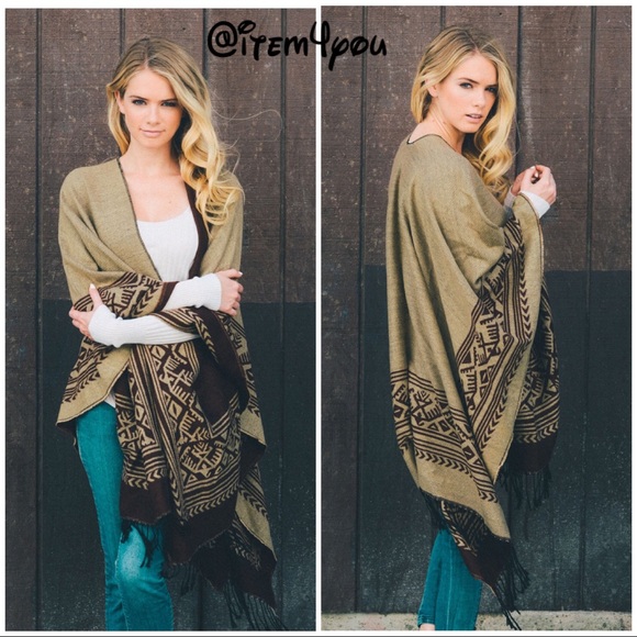 Sweaters - JUST IN MOCHA Reversible Border Tassel Ponchos